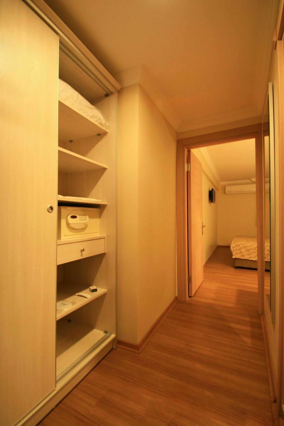 Grand Zeybek Hotel Izmir Zewnętrze zdjęcie